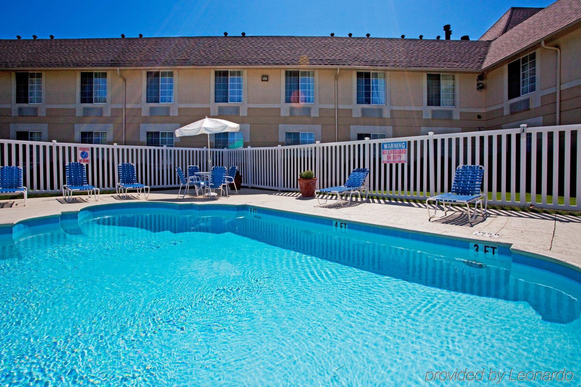 Baymont Inn & Suites Braselton Einrichtungen foto