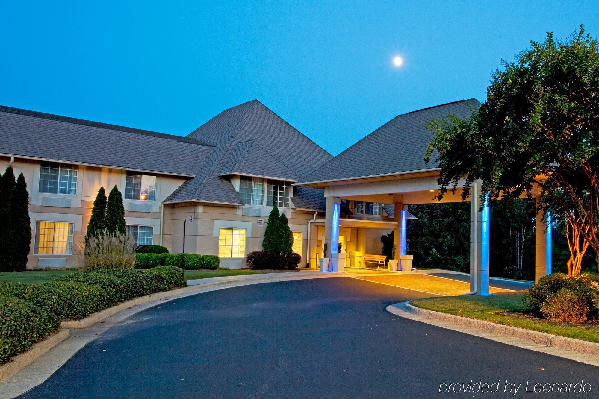 Baymont Inn & Suites Braselton Exterior foto