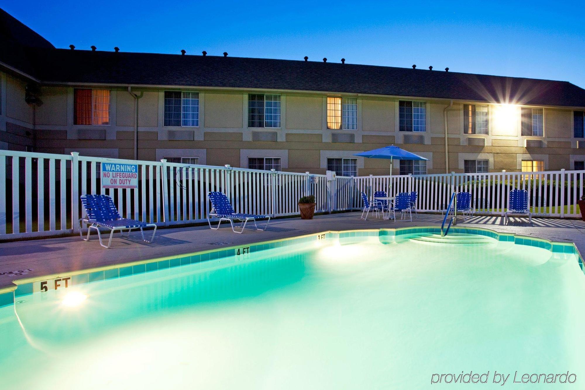 Baymont Inn & Suites Braselton Exterior foto